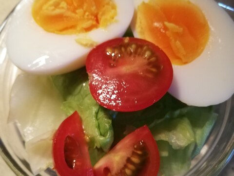 レタスと卵のサラダ